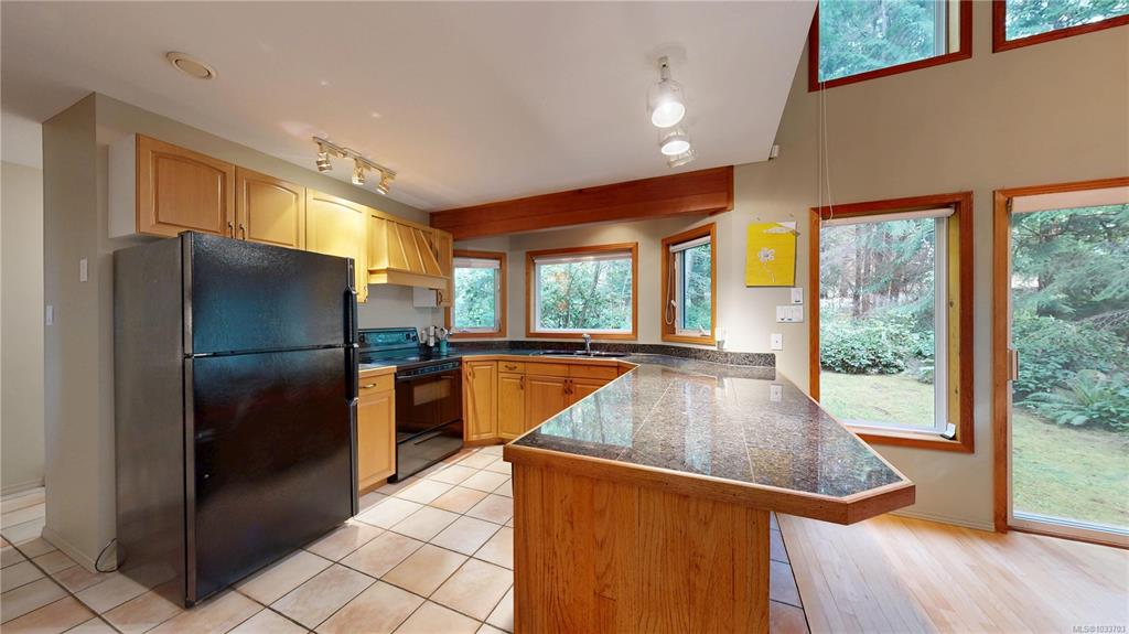 Fourth View of 190 Grayston Rd, Gabriola Island, BC, V0R 1X1