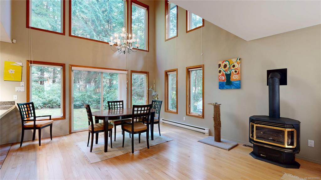 Fifth View of 190 Grayston Rd, Gabriola Island, BC, V0R 1X1