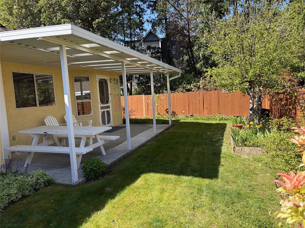 Fifth View of 4750 Uplands Dr, Nanaimo, BC, V9T 5V1
