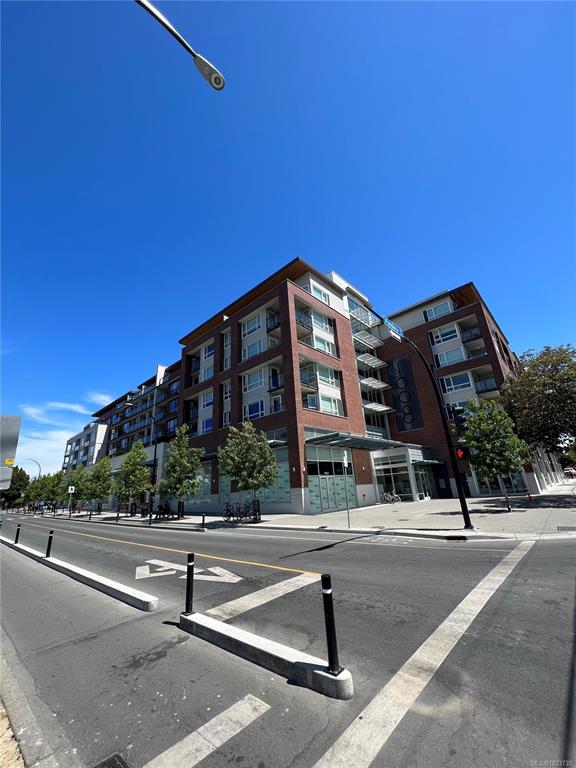 Third View of 1585 Vancouver St, Victoria, BC, V8V 3A2