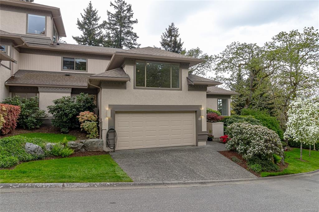Fourth View of 4300 Stoneywood Lane, Windemere Ridge, Saanich, BC, V8X 5A5