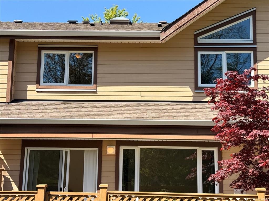 Second View of 1613 Creekside Dr, Nanaimo, BC, V9S 5V8