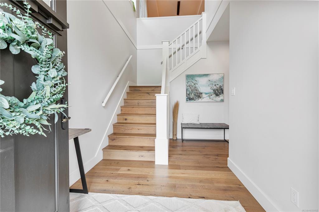 Fifth View of 5784 Linyard Rd, Nanaimo, BC, V9T 0J9