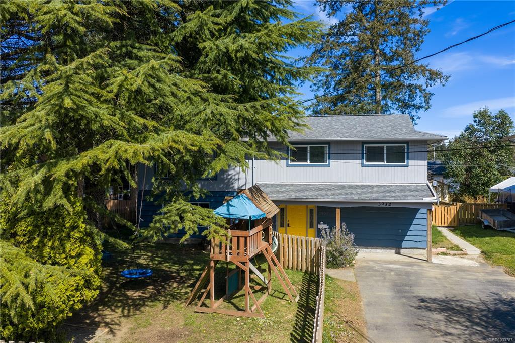 Second View of 3932 Macisaac Dr, Nanaimo, BC, V9T 2V3