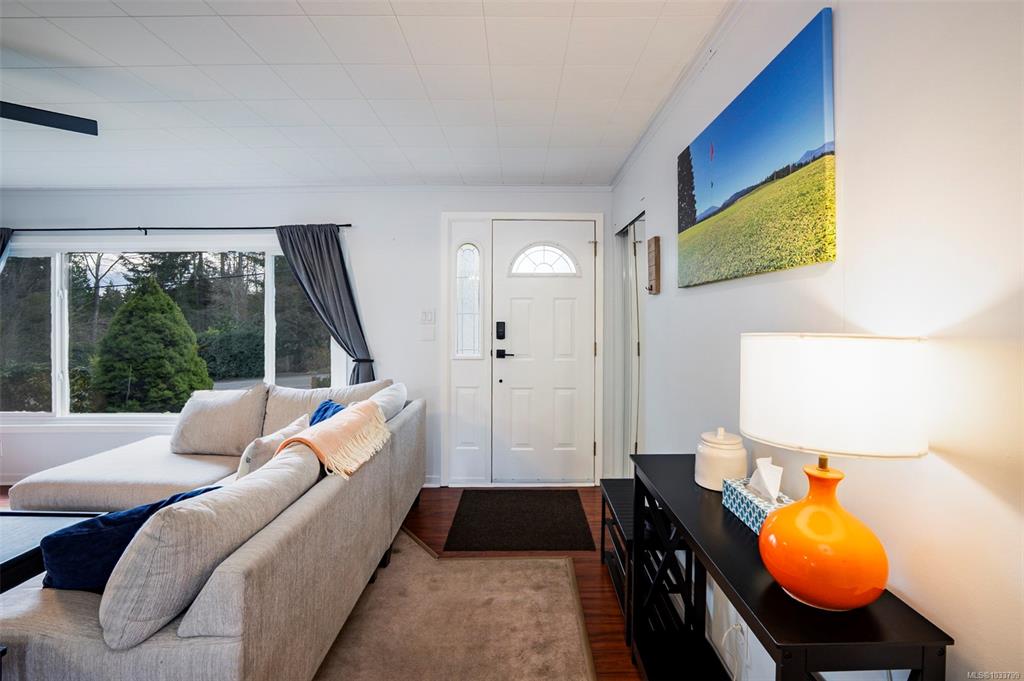 Third View of 134 Roberta Rd W, Nanaimo, BC, V9X 1A2
