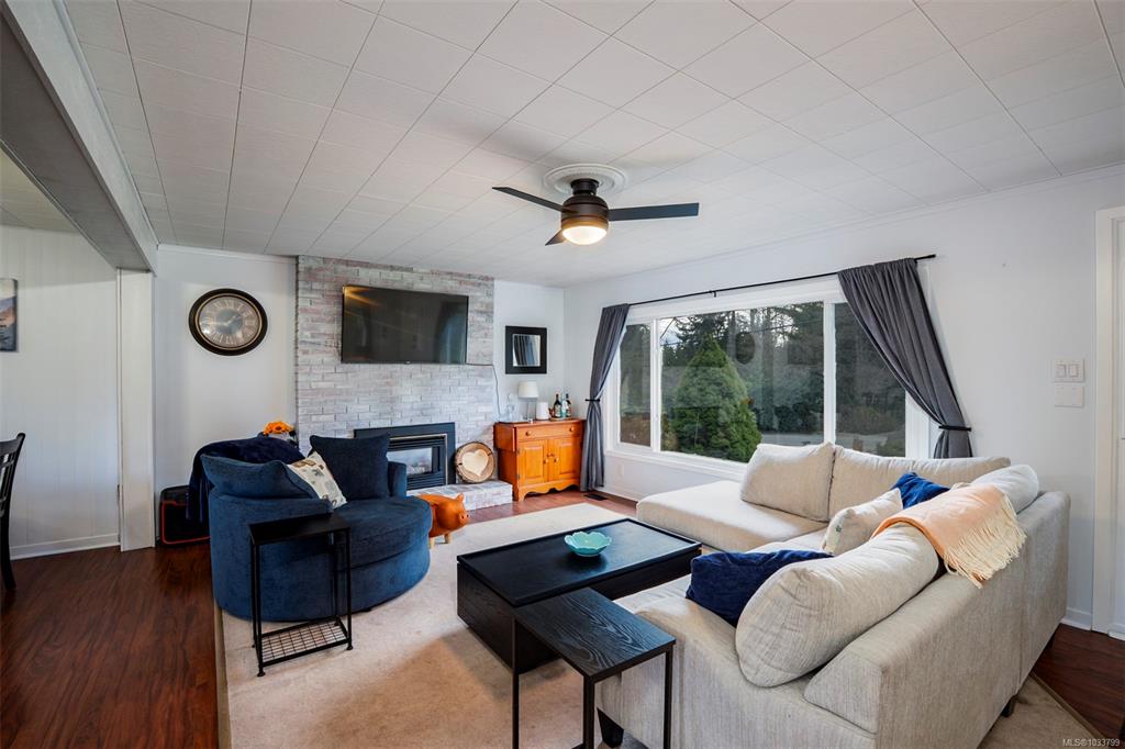 Fifth View of 134 Roberta Rd W, Nanaimo, BC, V9X 1A2