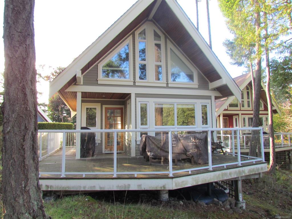 2315 Mackinnon Rd, 1033827, BC,