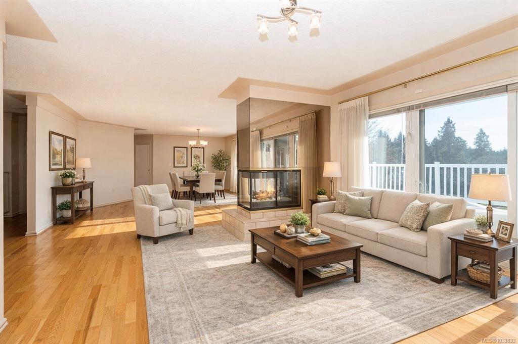 Fourth View of 4569 Boulderwood Dr, Saanich, BC, V8Y 3A5