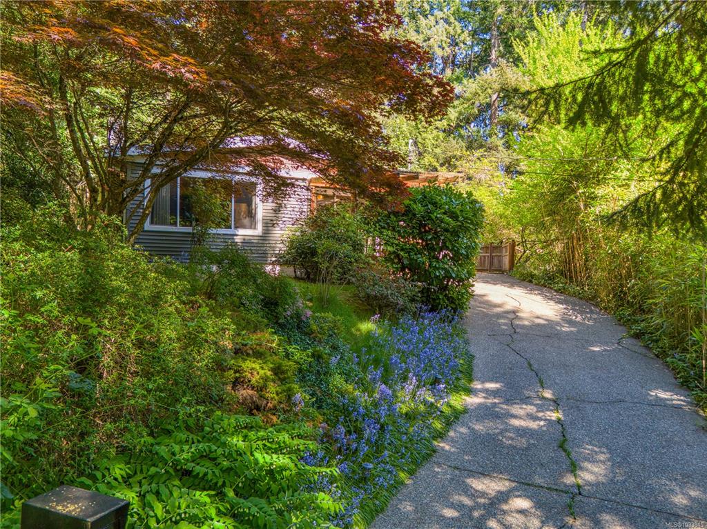 Third View of 5470 Arnhem Terr, Nanaimo, BC, V9T 2M3