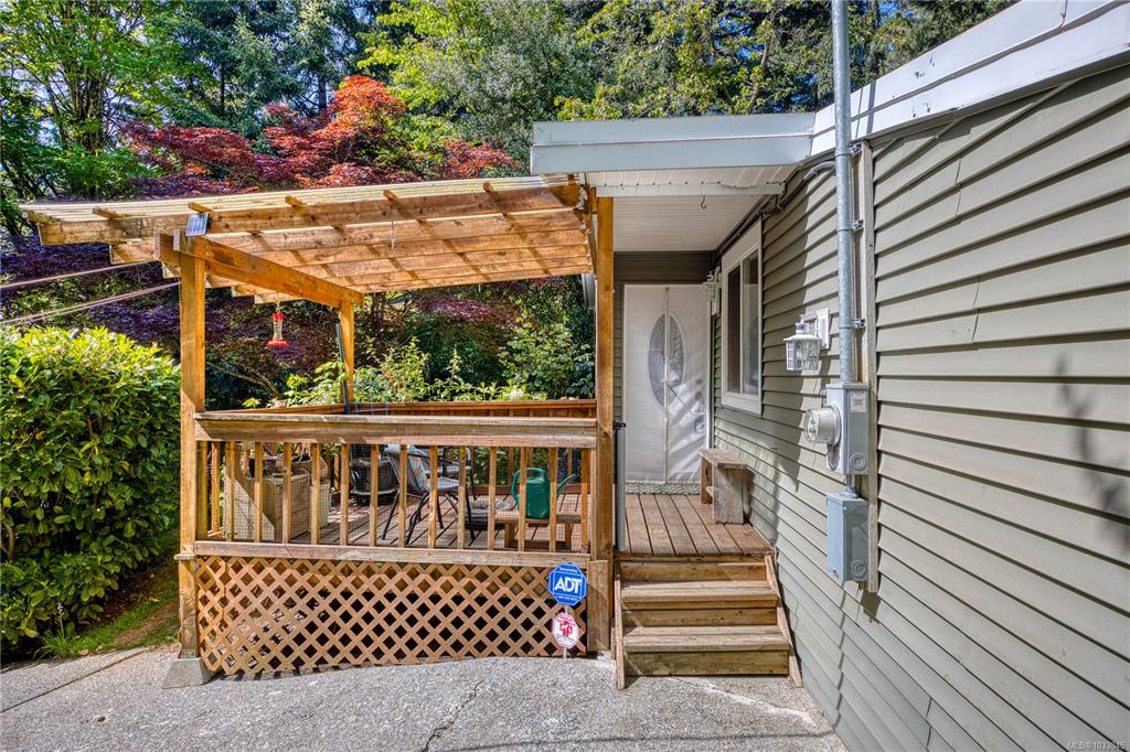 Fifth View of 5470 Arnhem Terr, Nanaimo, BC, V9T 2M3