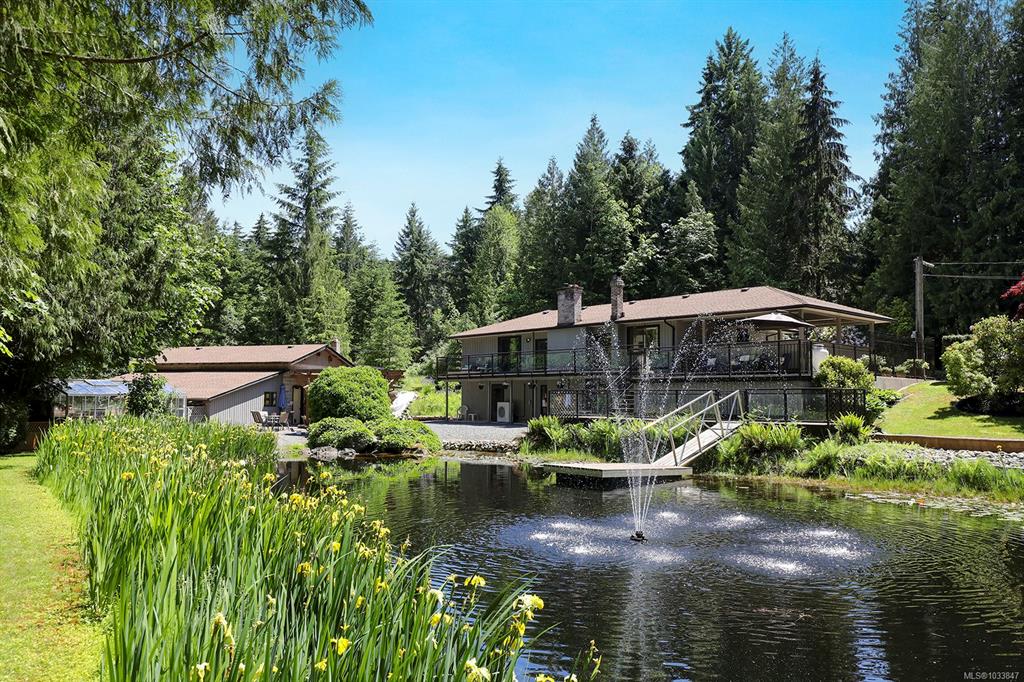 Third View of 970 Mclean Rd, Qualicum Beach, BC, V9K 1Y3
