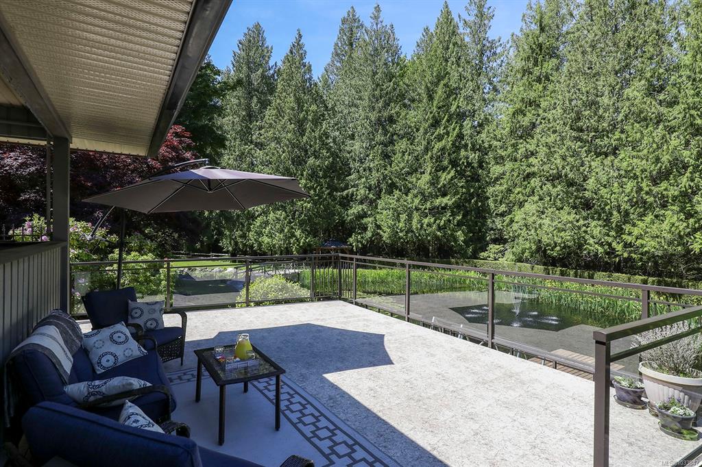 Fifth View of 970 Mclean Rd, Qualicum Beach, BC, V9K 1Y3