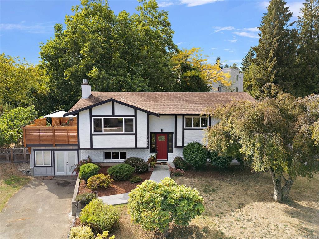 7254 Enid Pl, 1033879, BC,