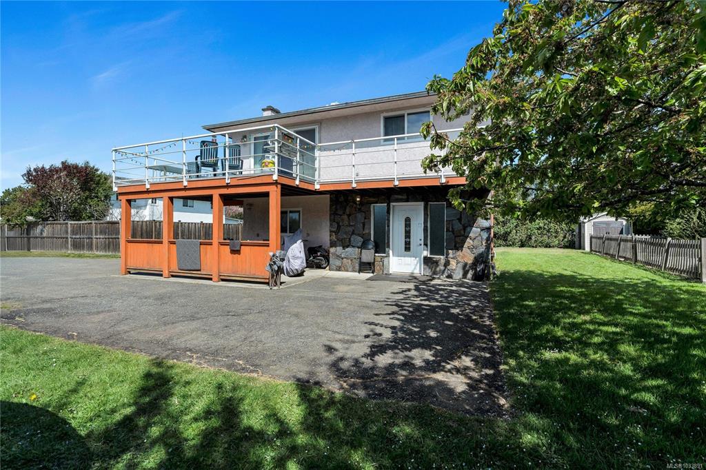 Third View of 1768 Angola Pl, Saanich, BC, V8N 4S6