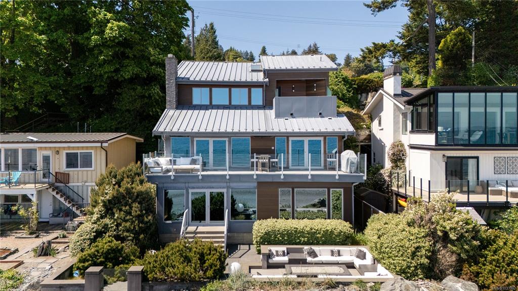 Second View of 5039 Cordova Bay Rd, Saanich, BC, V8Y 2K1