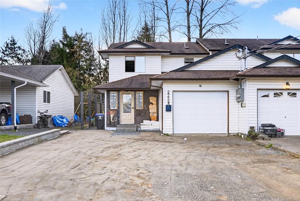 2259 Urquhart Ave, 1033914, BC,