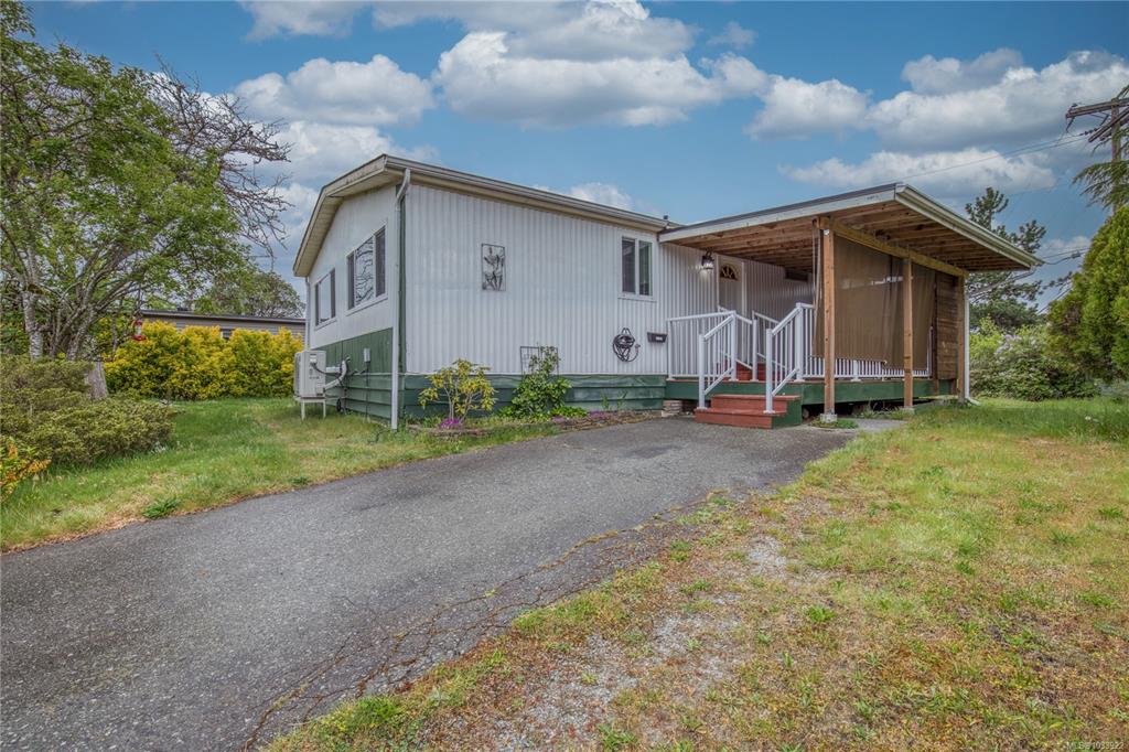Third View of 80 Fifth St, Mountain View Manufactured Home Parl, Nanaimo, BC, V9R 1N1