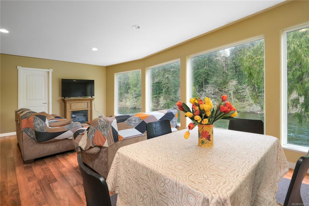 2420 Campbell River Rd, 1033929, BC,