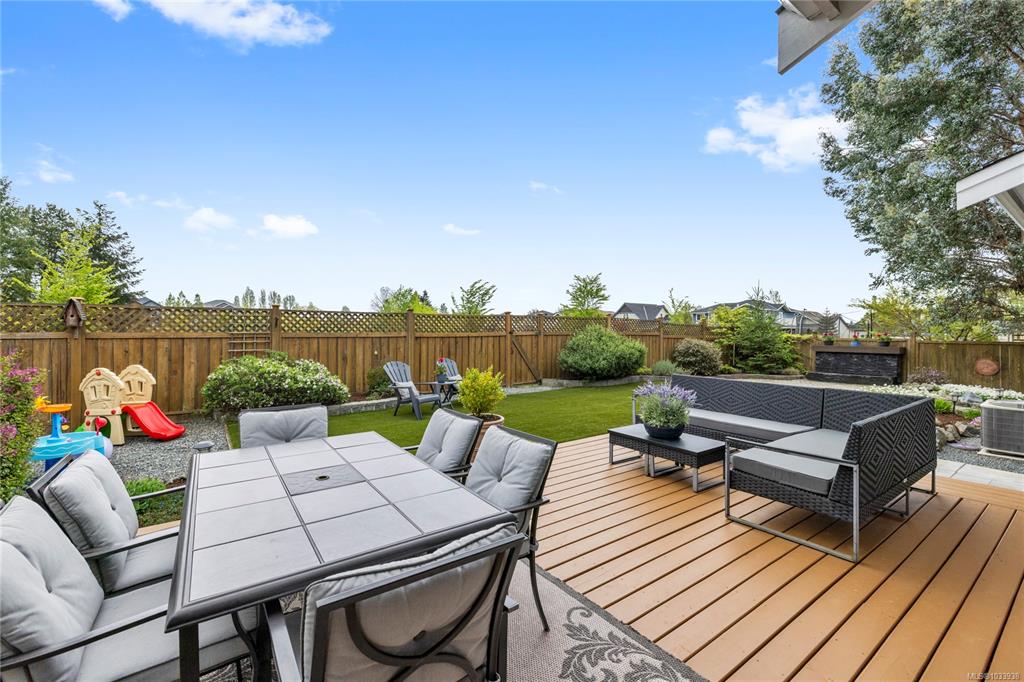 Fifth View of 626 Sarum Rise Way, Nanaimo, BC, V9R 7C5