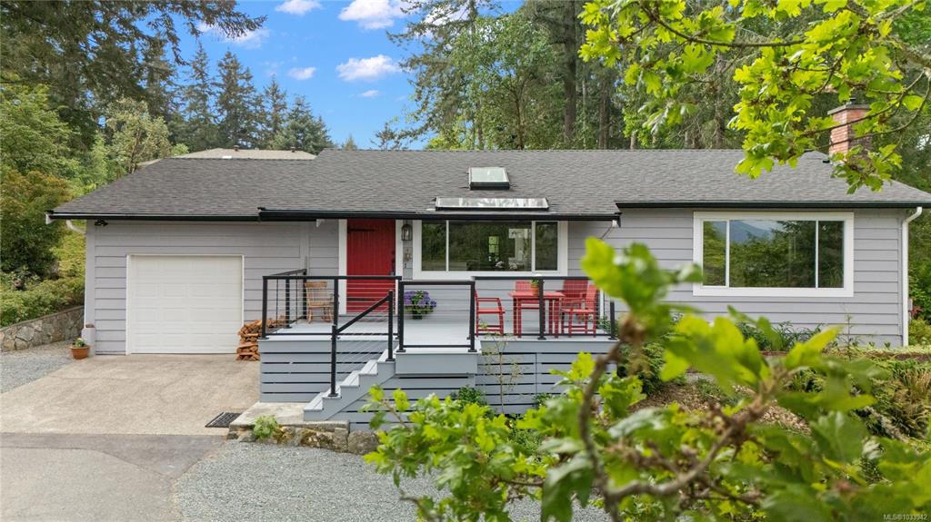 10851 Deep Cove Rd, 1033942, BC,