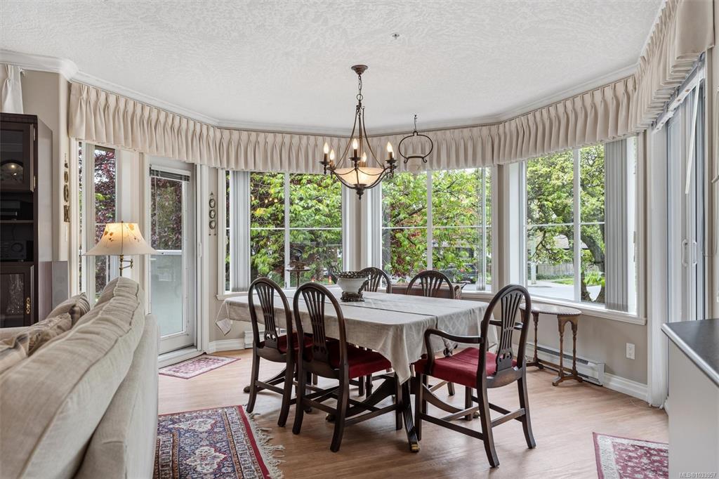Third View of 405 Quebec St, Victoria, BC, V8V 4Z2