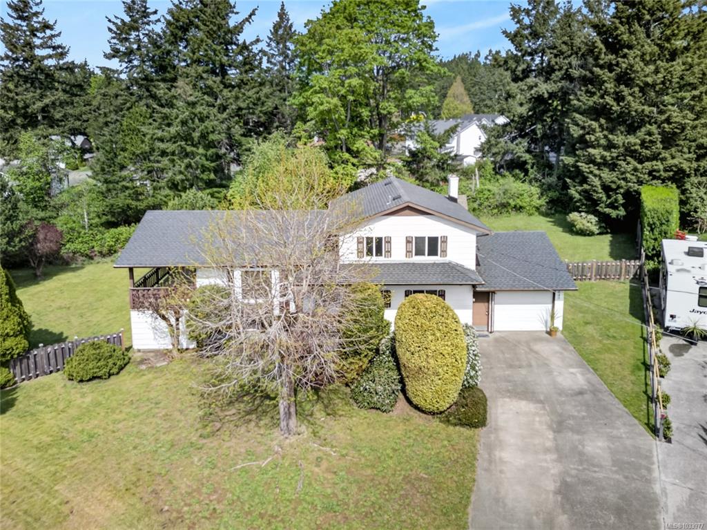 645 Summit Pl, 1033977, BC,