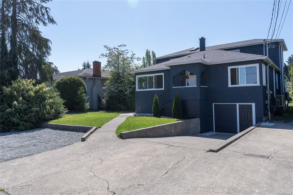 Third View of 715 Middleton St, Saanich, BC, V9A 2E1