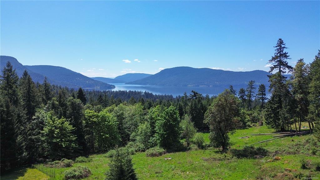 113 Quail Cres, 1033999, BC,