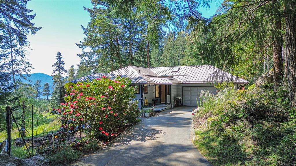 Third View of 113 Quail Cres, Salt Spring, BC, V8K 1H1