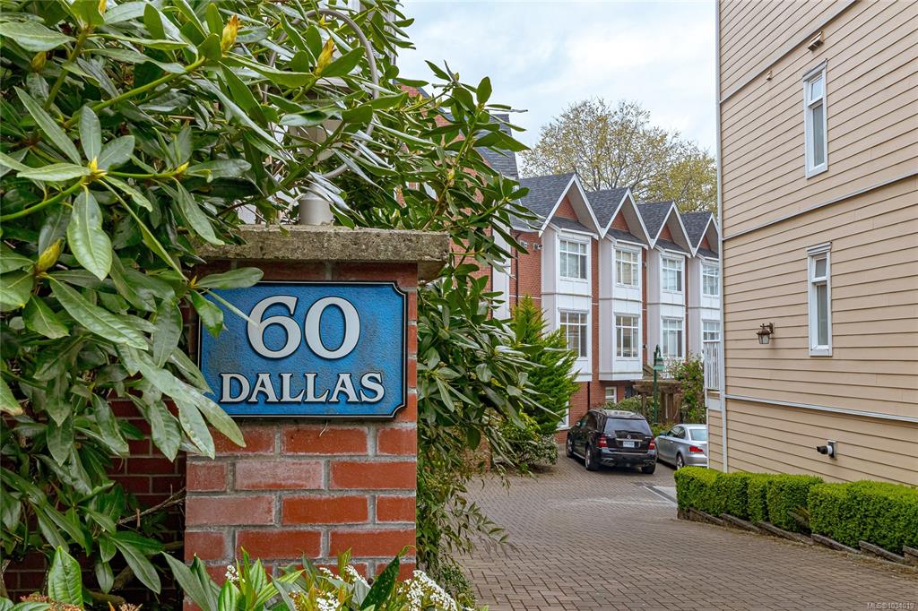 60 Dallas Rd, 1034019, BC,
