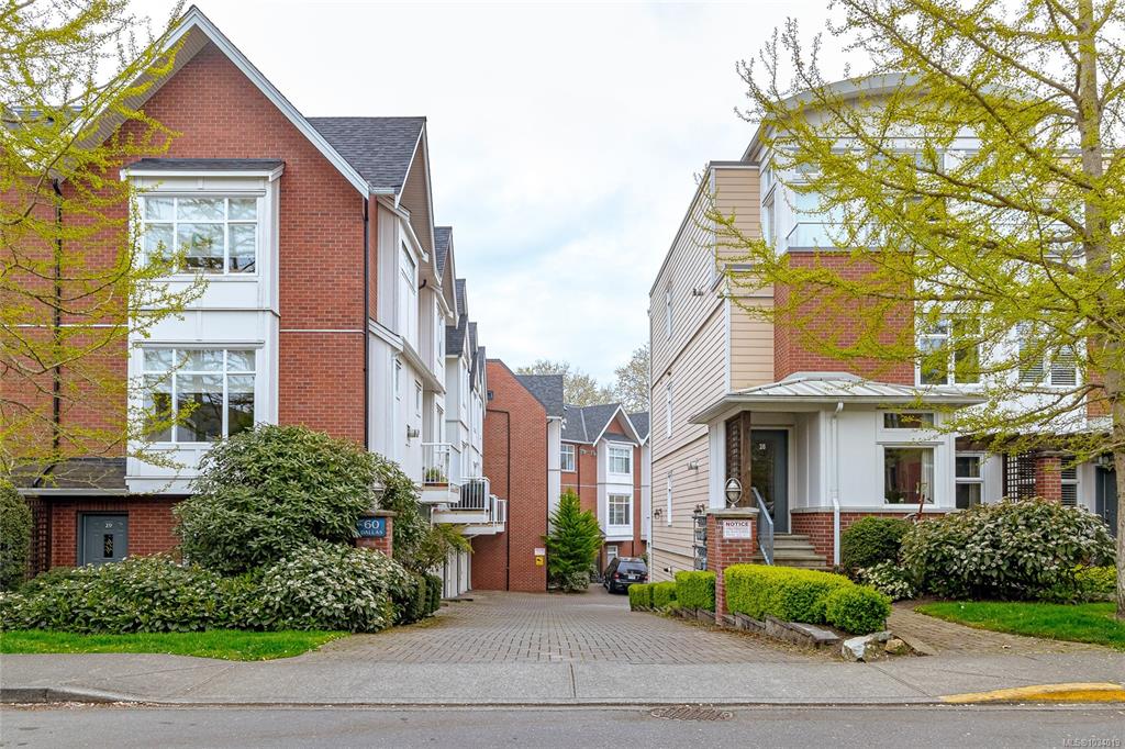 Third View of 60 Dallas Rd, Victoria, BC, V8V 1A2