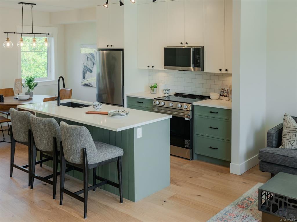 Fourth View of 1830 Allenby Rd, Victoria, BC, V8R 3B7