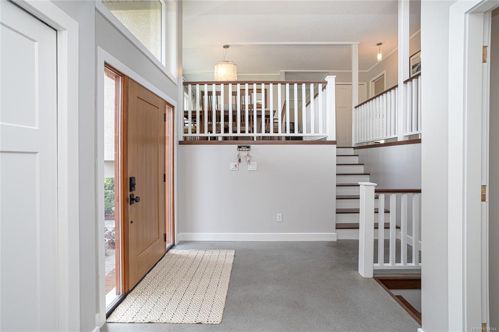 Fourth View of 4816 Sea Ridge Dr, Saanich, BC, V8Y 3B6