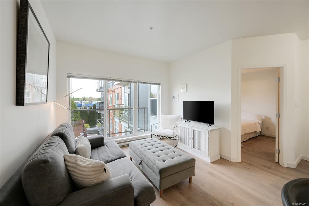Fourth View of 1550 Church Ave, The Gardens, Saanich, BC, V8P 2H1