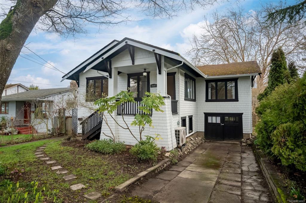 3107 Balfour Ave, 1034063, BC,