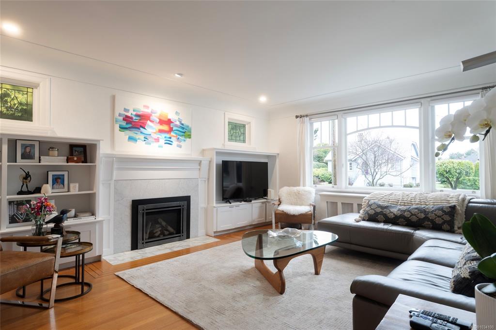 Fourth View of 2741 Dufferin Ave, Oak Bay, BC, V8R 3L5