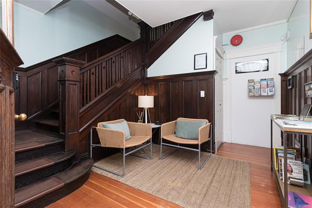 Fifth View of 143 Government St, Victoria, BC, V8V 2K6