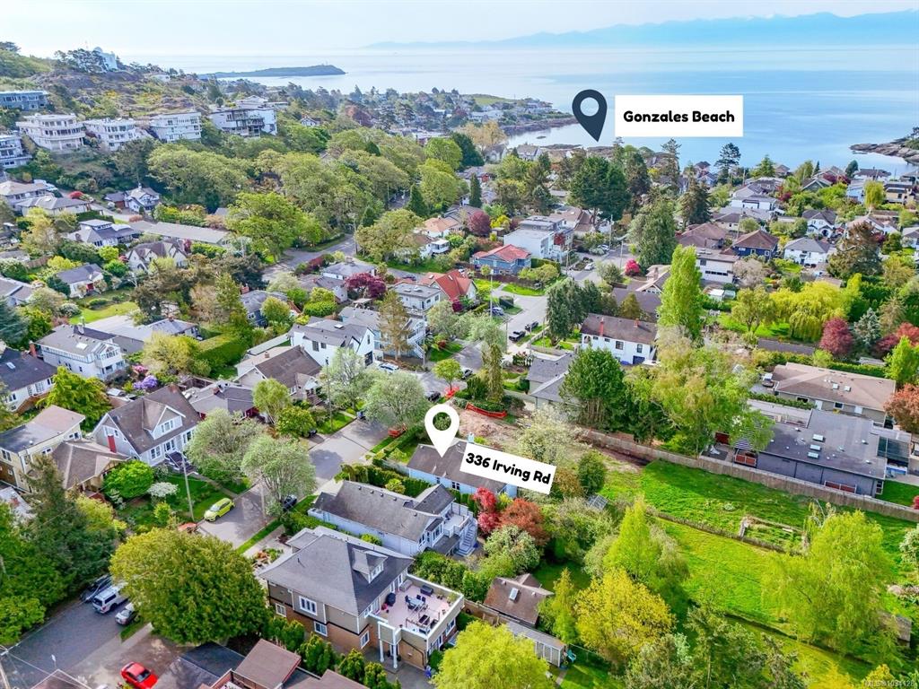 Third View of 336 Irving Rd, Victoria, BC, V8S 4A2