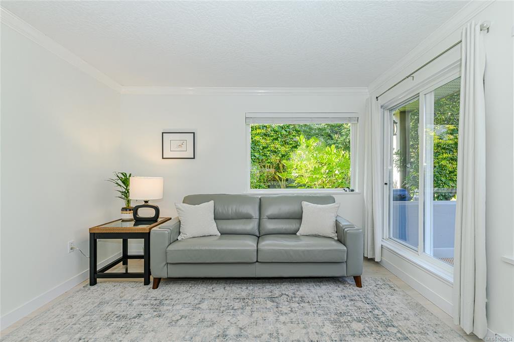 Third View of 3180 Albina St, Tillicum, Saanich, BC, V9A 1Z5