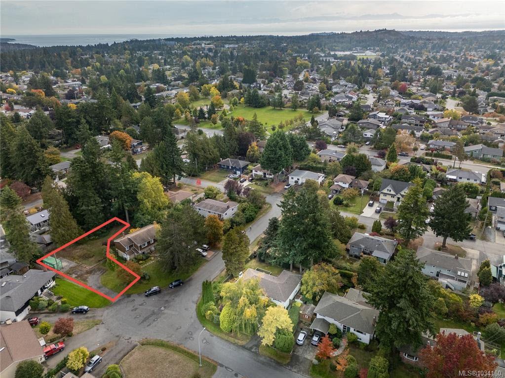 Fourth View of 1838 Dunnett Cres, Saanich, BC, V8N 2P5