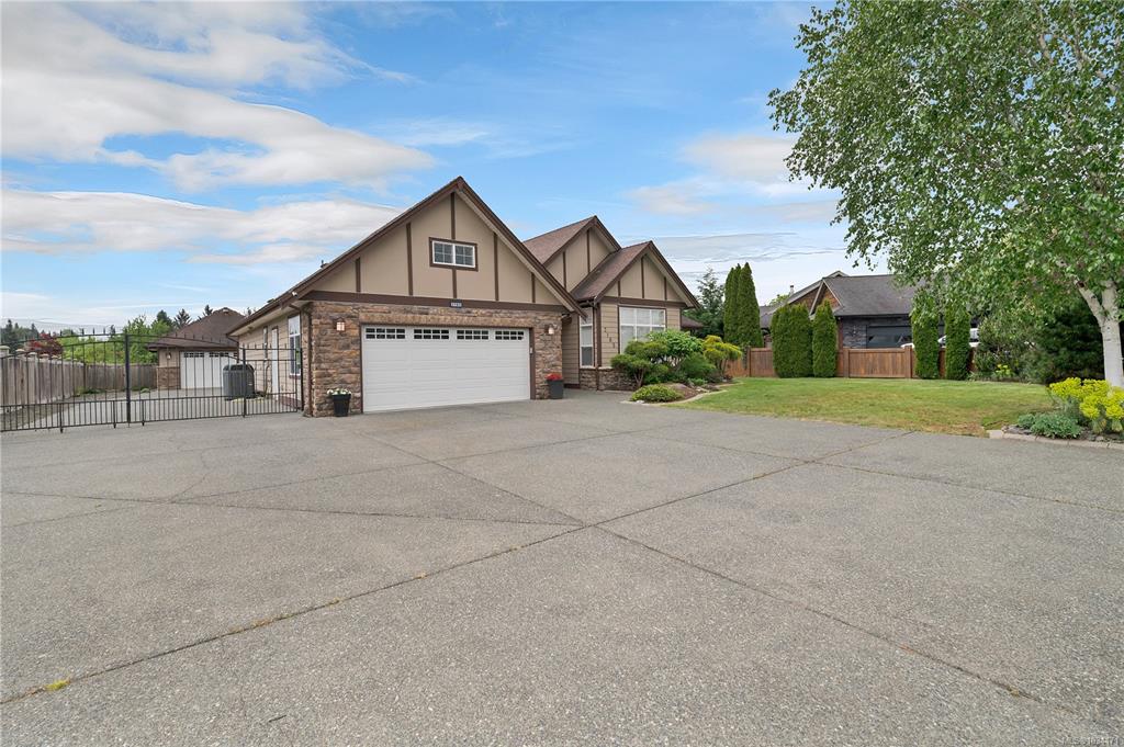 Fifth View of 2185 Forest Grove Dr, Campbell River, BC, V9W 6H9
