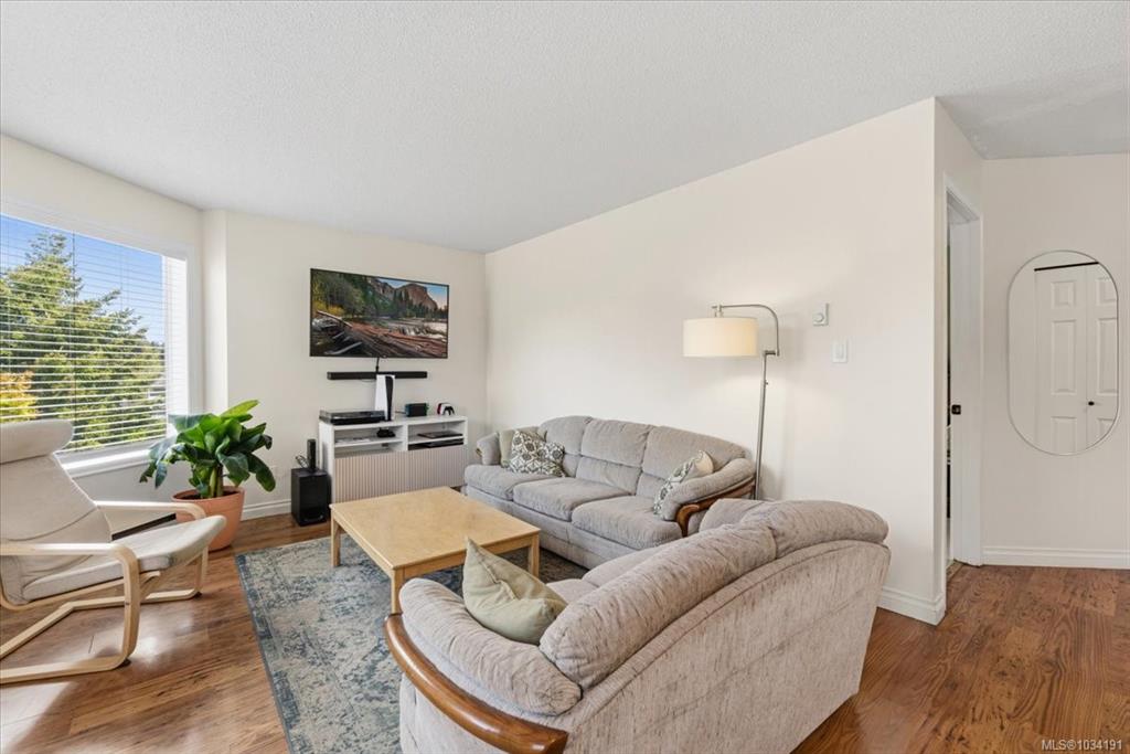 Fourth View of 3048 Ross Rd, Nanaimo, BC, V9T 3Z1