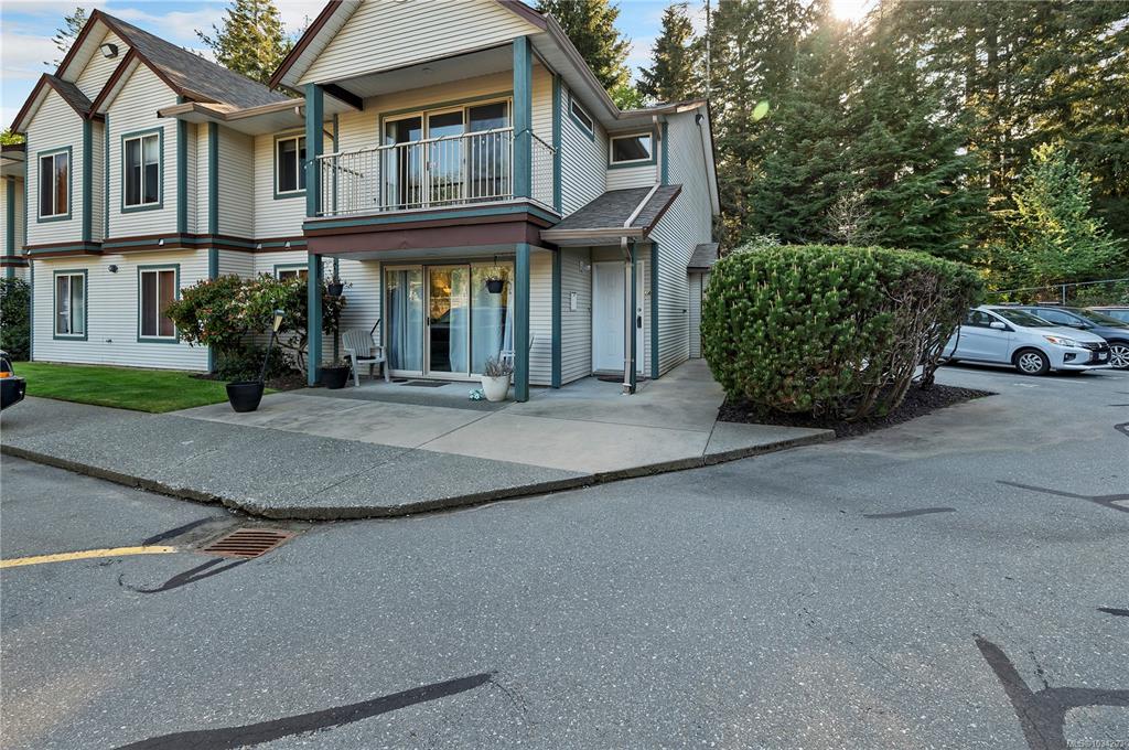 1350 Creekside Way, 1034203, BC,