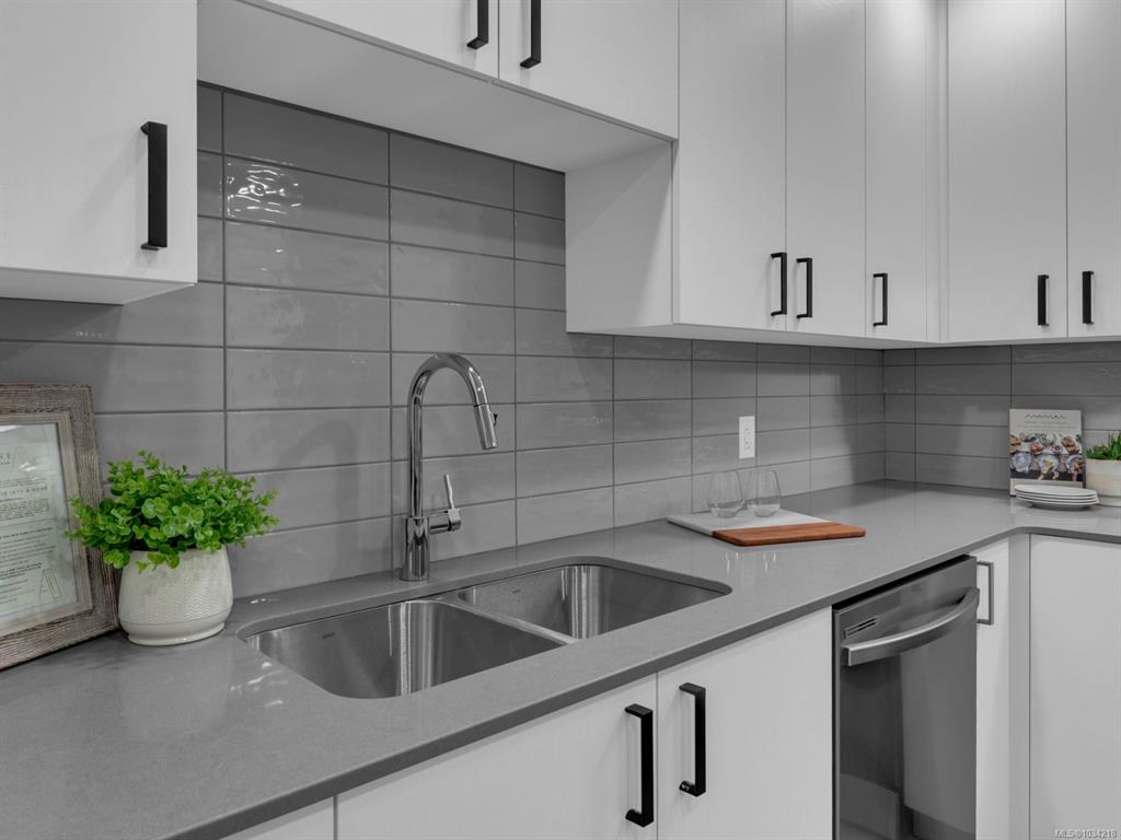 Fifth View of 2390 City Gate Blvd, Langford, BC, V9B 7E8