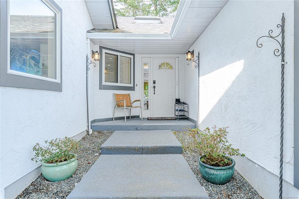 Fifth View of 3556 Arbutus Dr S, Arbutus Ridge, Cobble Hill, BC, V8H 0K8