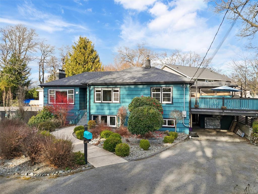 Third View of 3771 Winston Cres, Saanich, BC, V8X 1S2