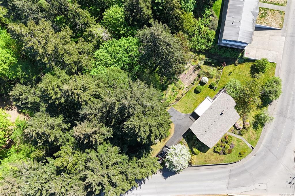 Fourth View of 2293 Cameron Dr, Port Alberni, BC, V9Y 1A8