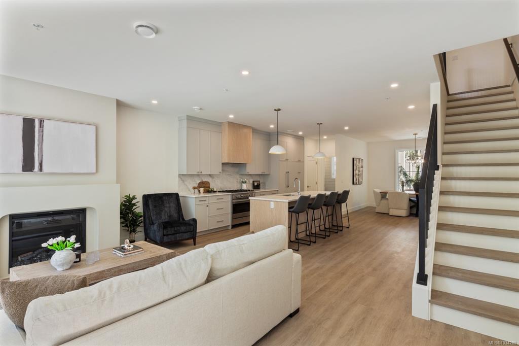 Third View of 2770 Vantilburg Cres, Fairway Gardens, Langford, BC, V9B 3K4