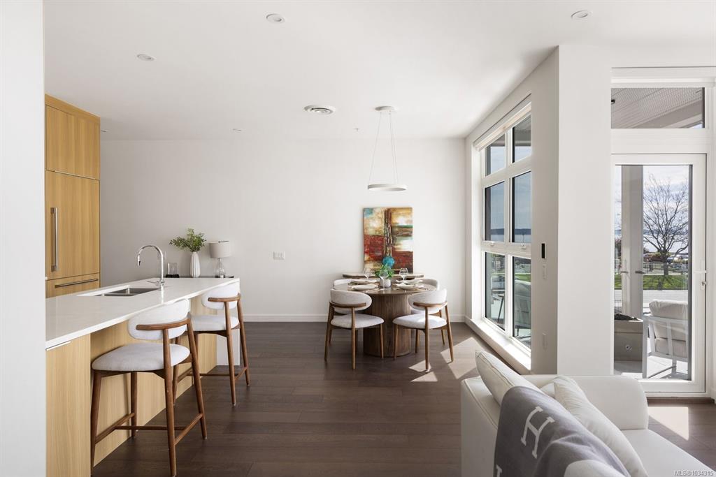 9570 Fifth St, 1034315, BC,