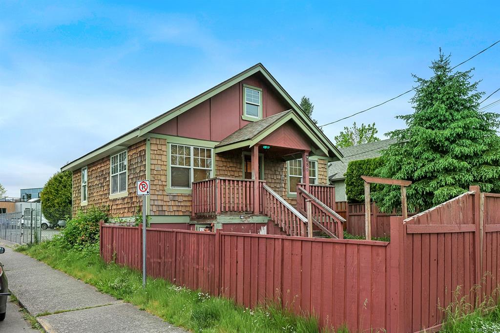 989 Fitzgerald Ave, 1034336, BC,